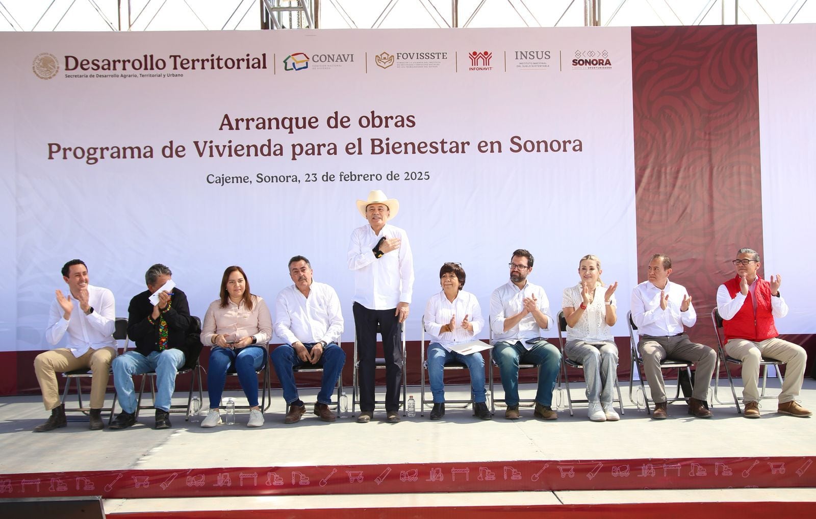 Alfonso Durazo da inicio al Programa Nacional de Vivienda en Cajeme, Sonora.
