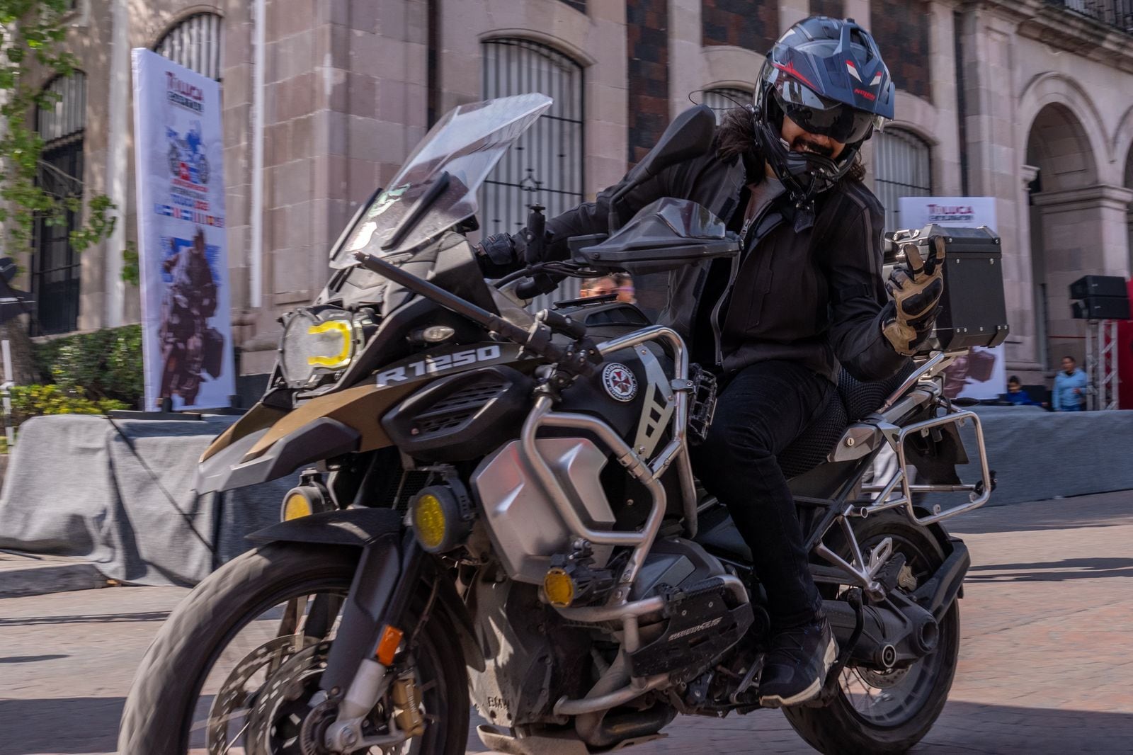 Ricardo Moreno Bastida encabeza el inicio de la Convención Internacional Motorrad Motofedmex 2025 en Toluca