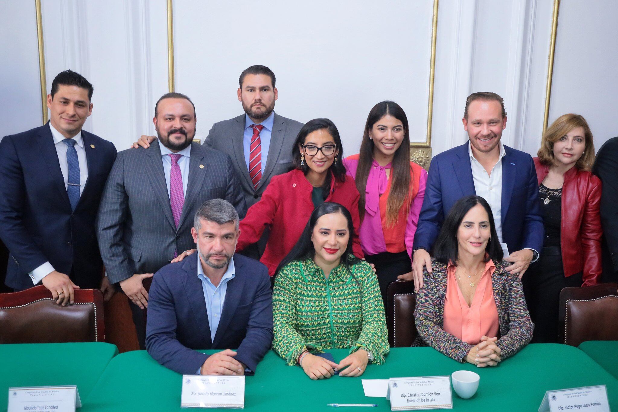 Alcaldes de oposición