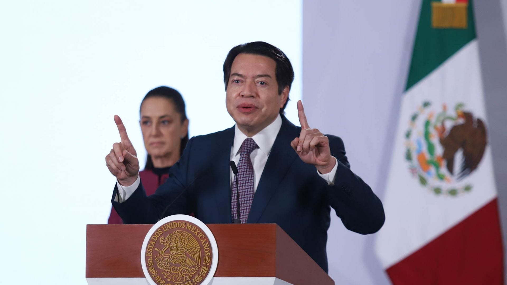 Mario Delgado lanza advertencia sobre la IA y las redes sociales en menores de edad