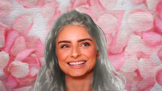 Aislinn Derbez decide aceptar sus canas