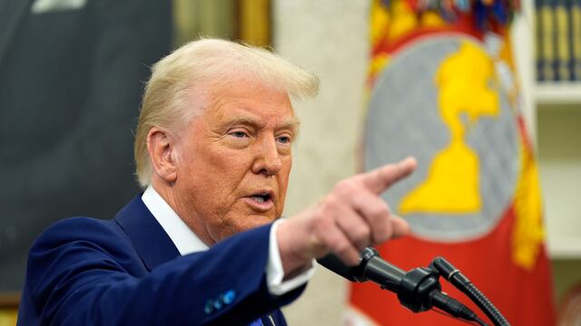 Donald Trump acusa que la inflación en Estados Unidos no sería su culpa.