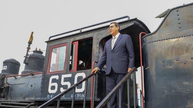 Sergio Salomón celebra el Día del Ferrocarrilero