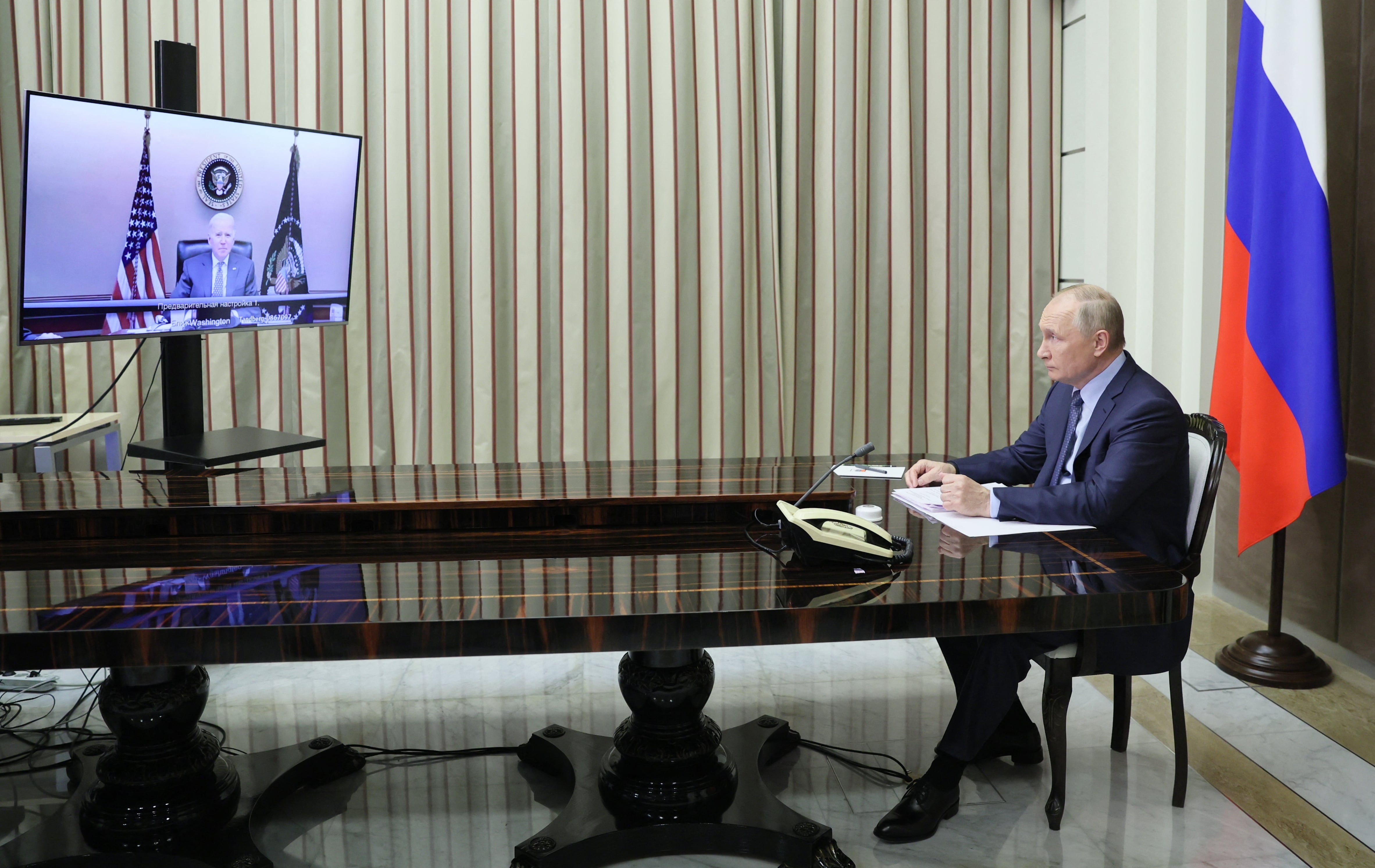 Videoconferencia entre Estados Unidos y Rusia