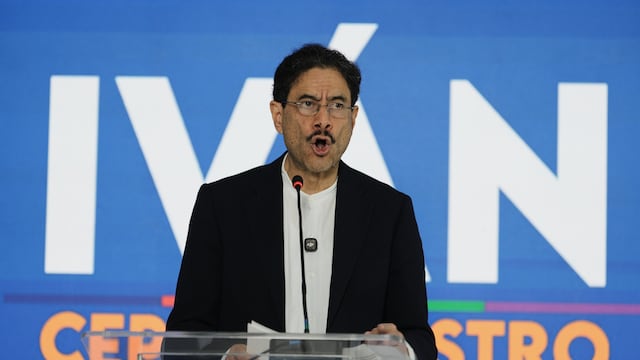Iván Cepeda dijo aceptar el resultado que favorece a Abelardo de la Espriella a pesar de irregularidades y se posiciona al frente de la oposición