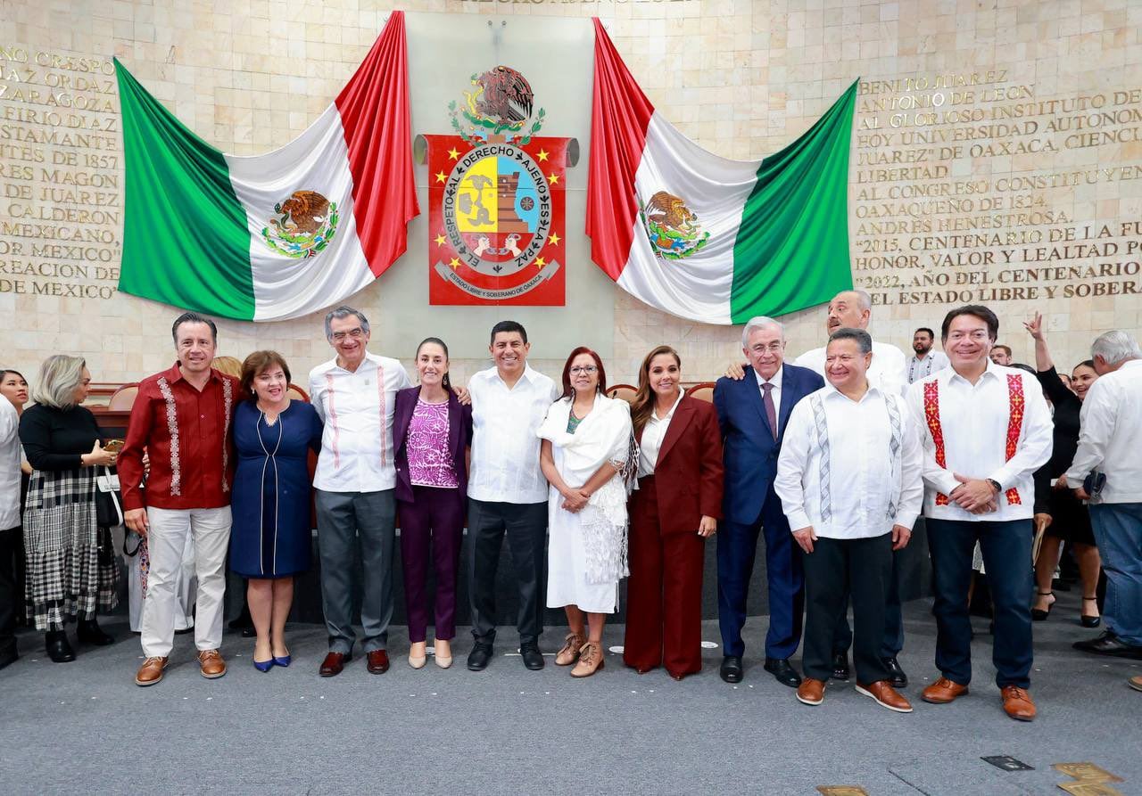 Salomón Jara toma protesta como gobernador de Oaxaca