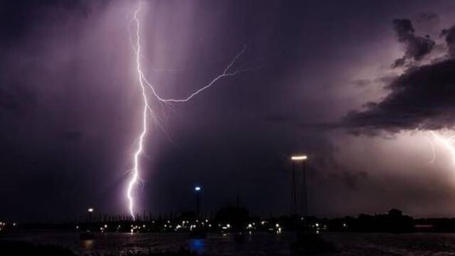 Cae rayo en Panamá y deja sin vida a tres personas