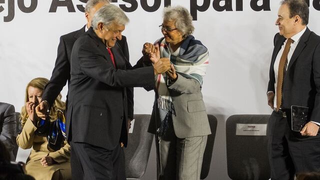 Olga Sánchez Cordero y AMLO