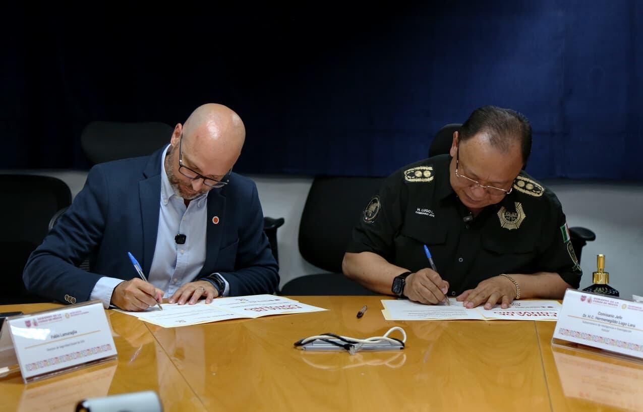 DIDI y SSC CDMX firman acuerdo de colaboración para vigilar viajes por medio de IA.