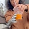 ‘Tiktoker’ muestra su brazo biónico; hace todo tipo de actividades con él (VIDEO)