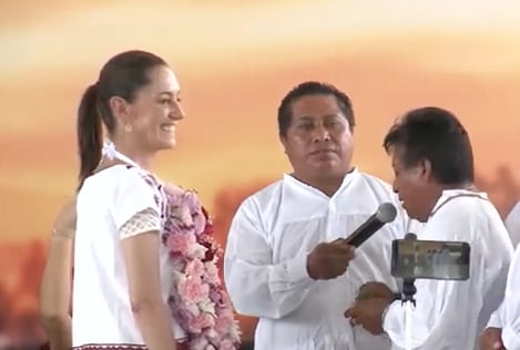 Claudia Sheinbaum recibe bendición maya para convertirse en presidenta