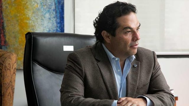 Enrique Vargas Del Villar solo se fue a mojar a Washington; no lo dejaron entrar a la toma de protesta de Donald Trump.