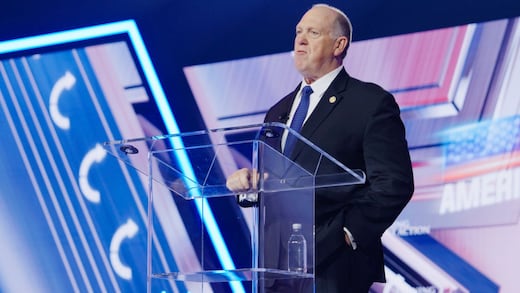 ¿Quién es Tom Homan? El “zar fronterizo” de Estados Unidos y aliado de Trump