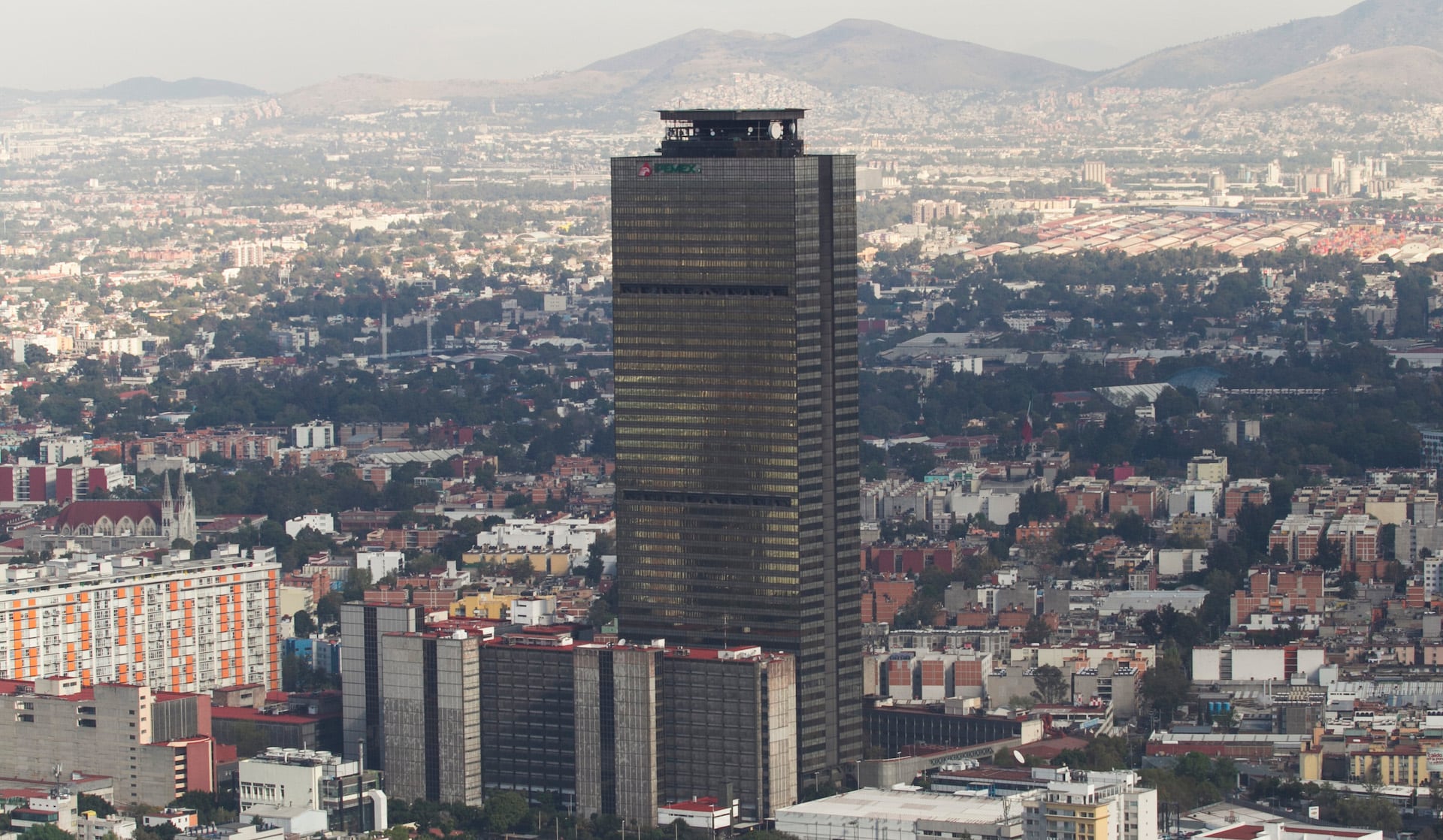 La Torre de Pemex, en la capital del país