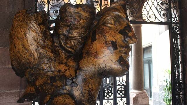 Un domingo 28 de julio de 1957, este monumento se desplomó gracias a un sismo.