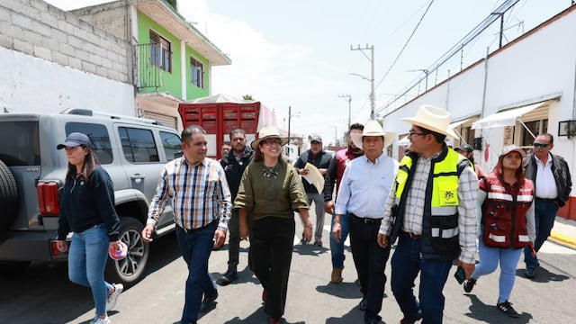 Ecatepec repavimenta siete calles e instala mil 180 luminarias en Santo Tomás Chiconautla.