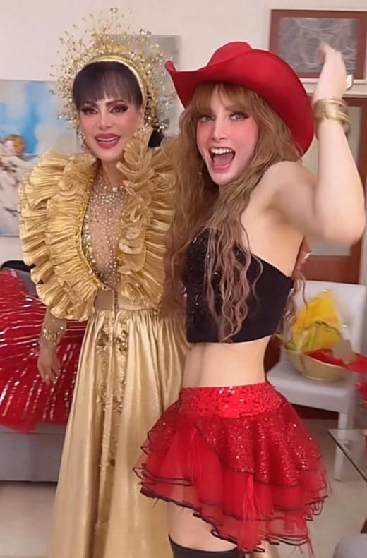 Imelda Garza Tuñón y Maribel Guardia