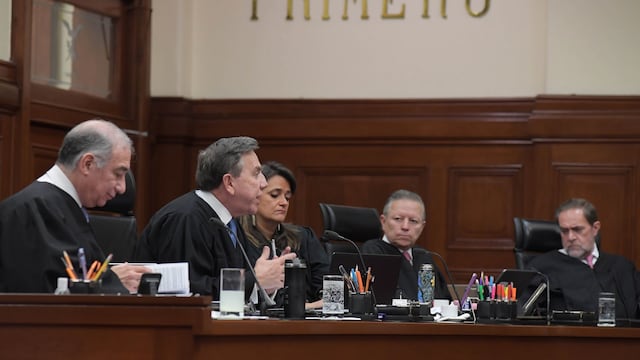 El ministro Javier Laynez Potisek durante la sesión de la SCJN en la que validaron preceptos de la Constitución del Estado de Sonora en materia electoral