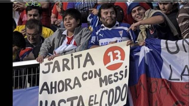 Aficiónados de Chile piden un "dedazo hasta al codo" a Lionel Messi