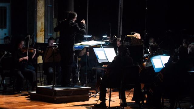 Escuchar los éxitos favoritos hace que las personas se sientan mejor. Pero la investigación ha descubierto que su música favorita puede no ser la mejor opción para aliviar el estrés y el dolor.