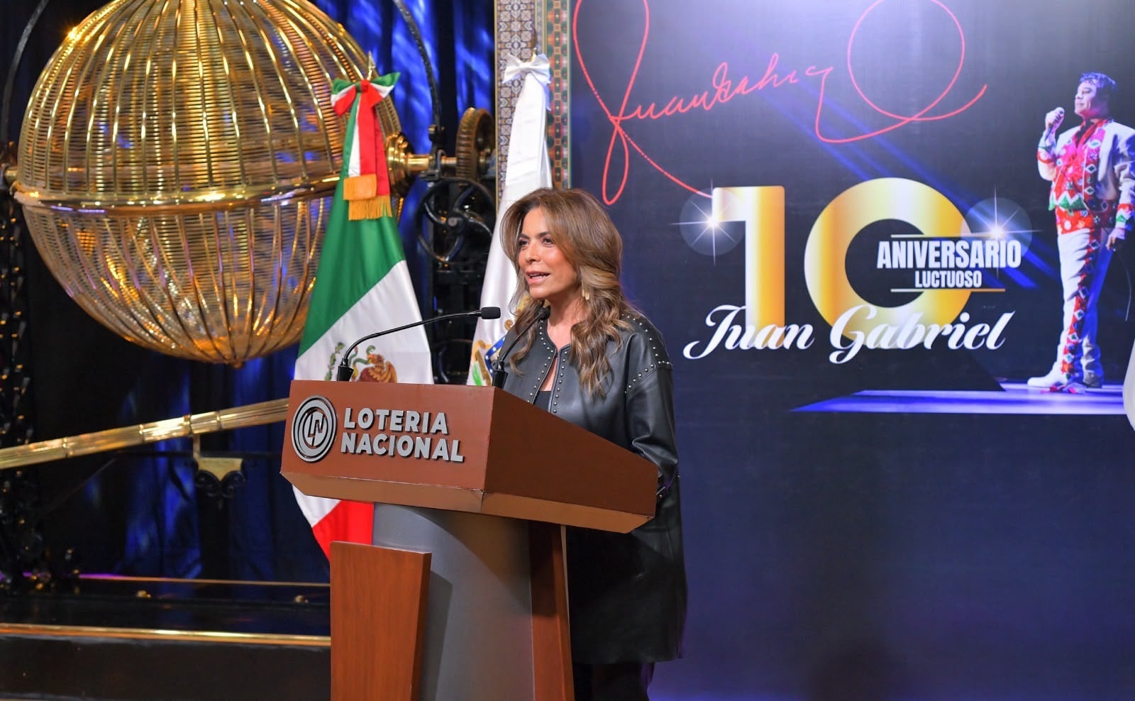 LOTENAL devela billete conmemorativo de Juan Gabriel.