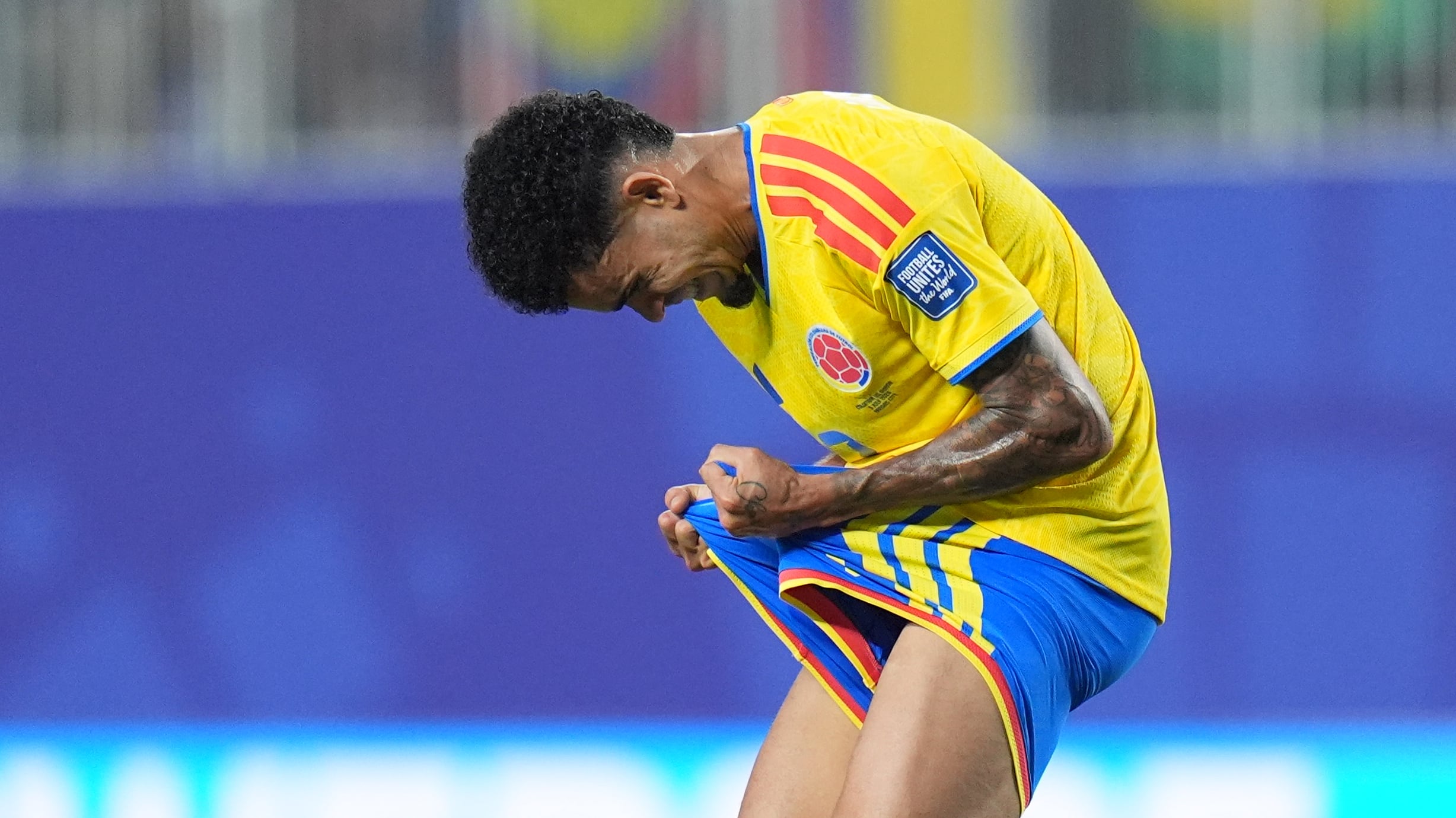 Colombia vence a Ghana y jugará contra Suiza en octavos