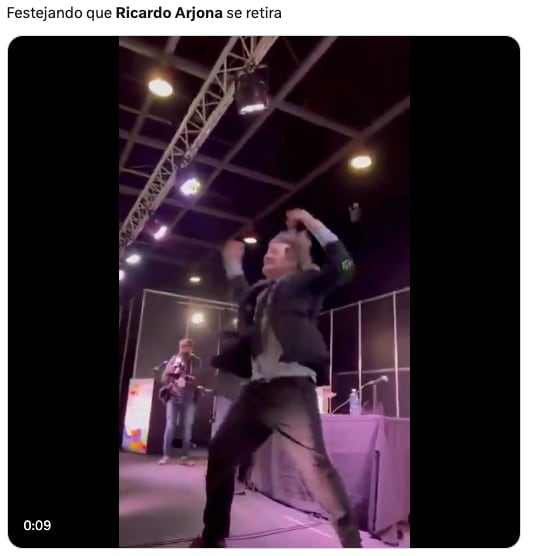 Memes del retiro de Ricardo Arjona