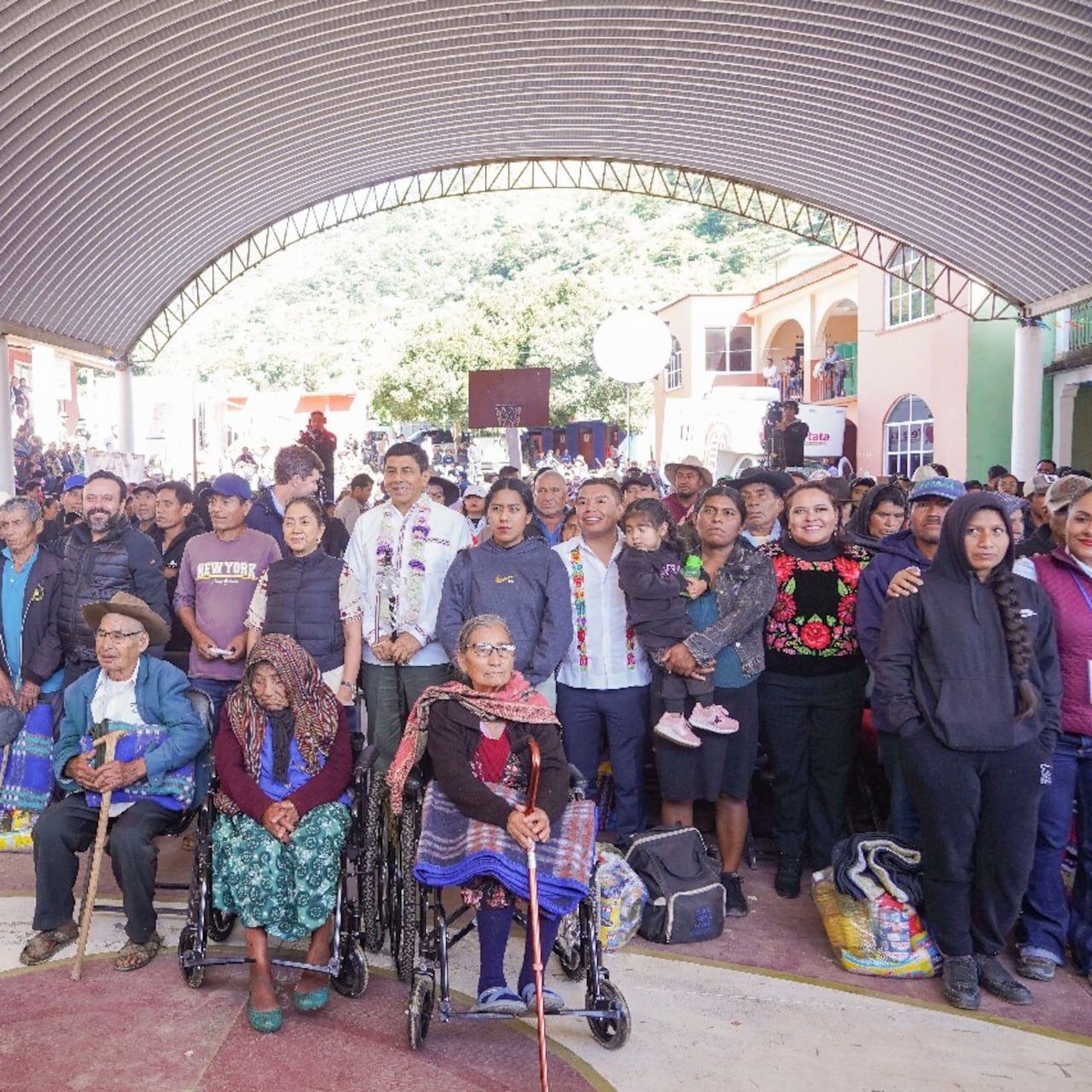 Gobierno de Oaxaca logra el retorno de víctimas de desplazamiento forzado interno