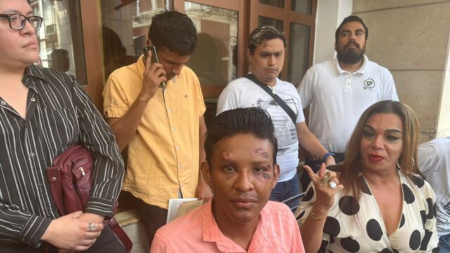 Felipe fue agredido por policías de Veracruz cuando esperaba a lado de Rey David un taxi