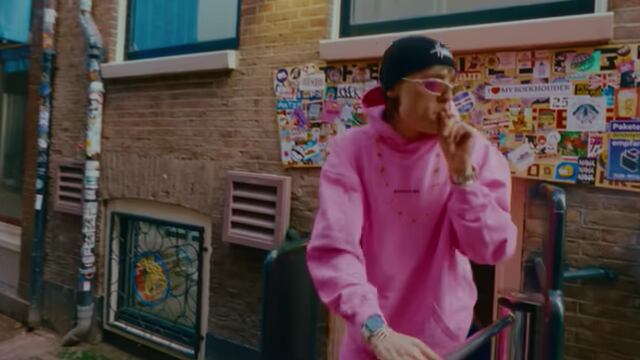 Rosa Pastel- Peso Pluma