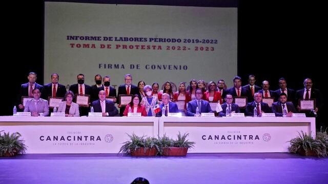 Rubén Rocha Moya y el Consejo Directivo de la Canacintra Culiacán