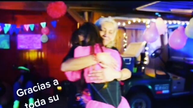 Cynthia Klitbo celebra los 15 años de su hija