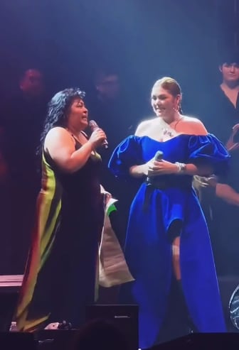 Fan de Yuridia sube al escenario a gritarle "perro arrastrado" a su esposo.