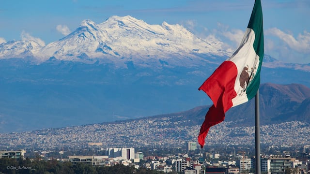 Bandera Nacional de Campo Marte
