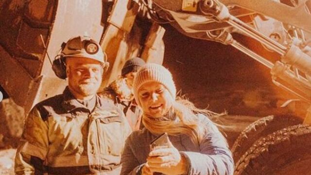 Usa Tinder para pedir ayuda; la rescata su “match” con tractor