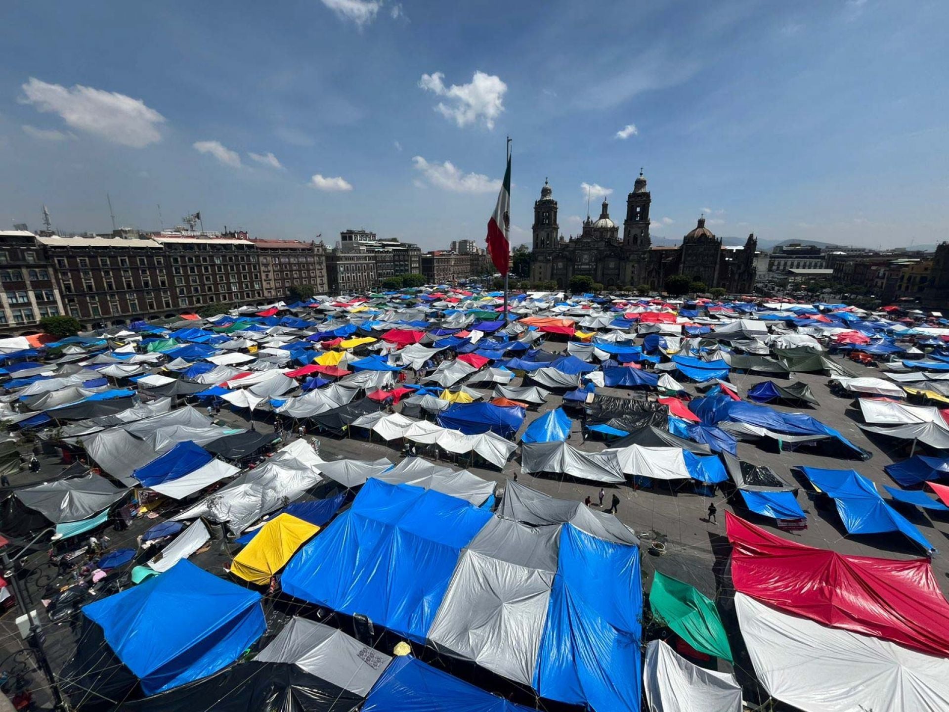 Plantón CNTE en Zócalo CDMX