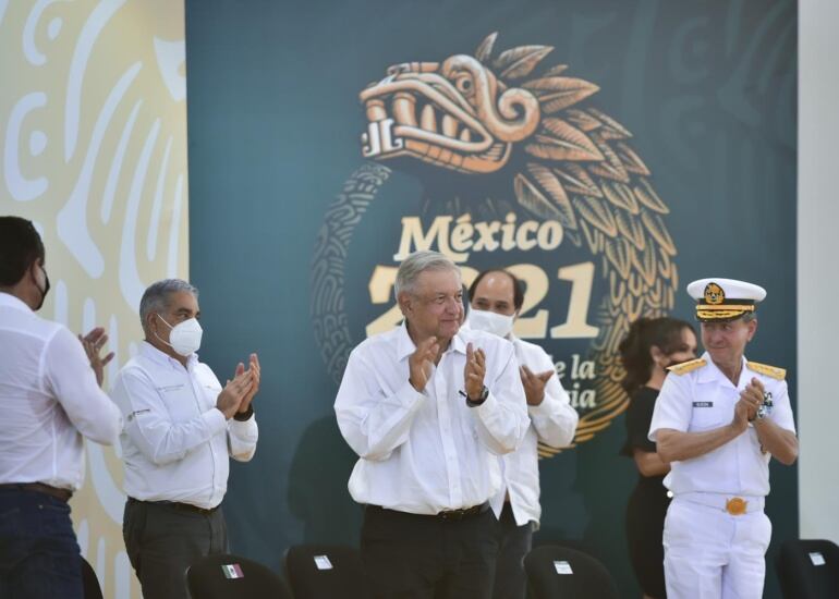AMLO el 15 de enero en Lázaro Cárdenas, Michoacán: