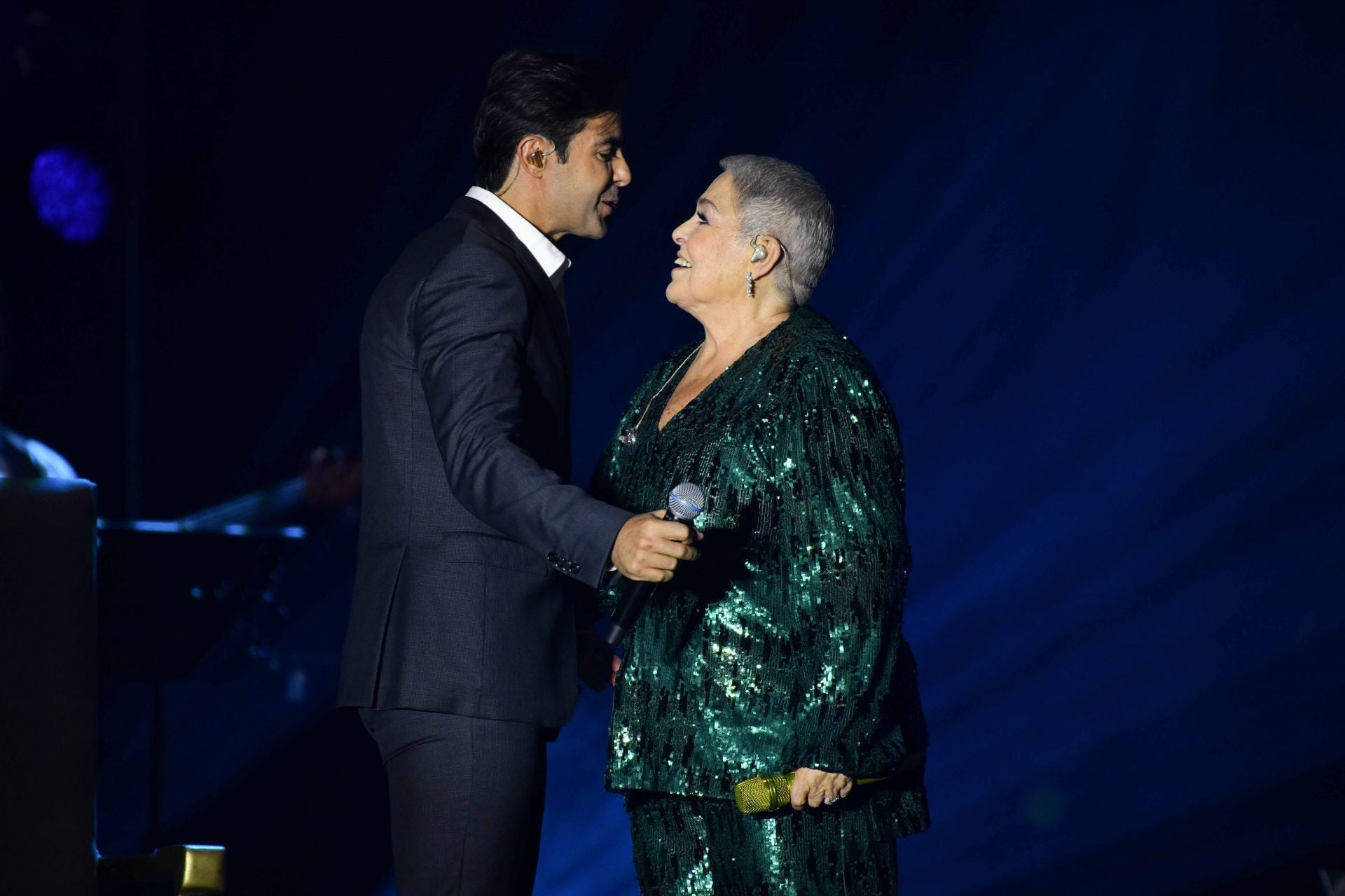 Ernesto D'Alessio y Lupita D'Alessio.