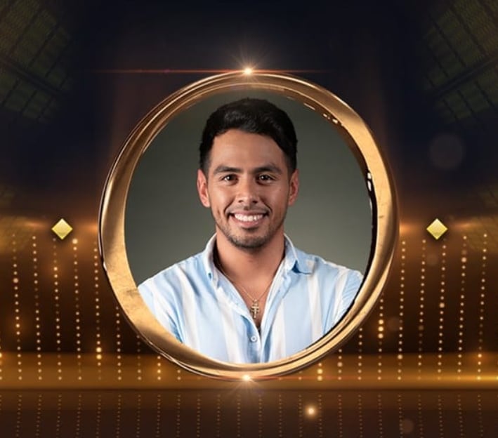 Ángel Eduviel fue atrapado tocándose su parte íntima en La Academia 2024