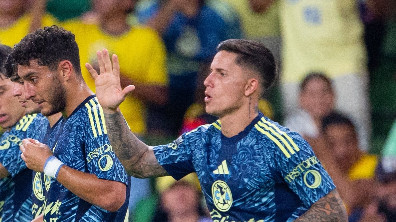 América enfrenta posibles salidas: Brian Rodríguez y Sebastián Cáceres apuntan a Europa