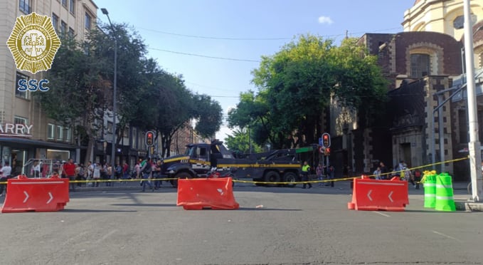 Plantón de la CNTE en avenida 20 de Noviembre