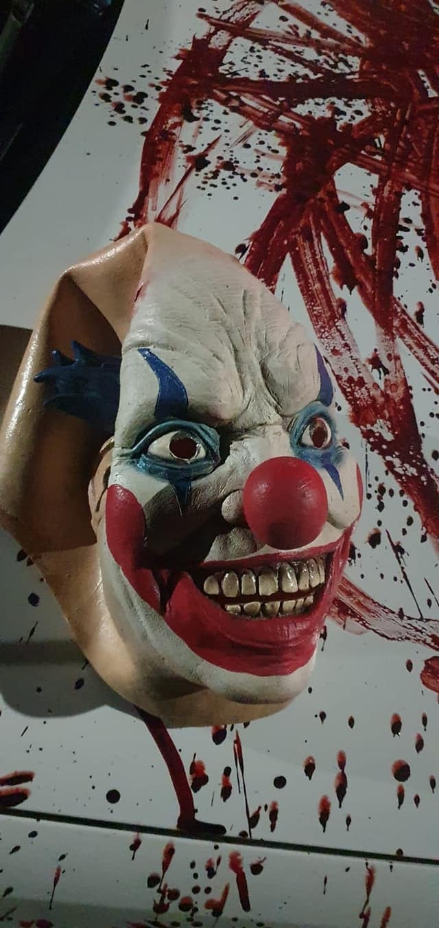 Disfraz, apología del delito