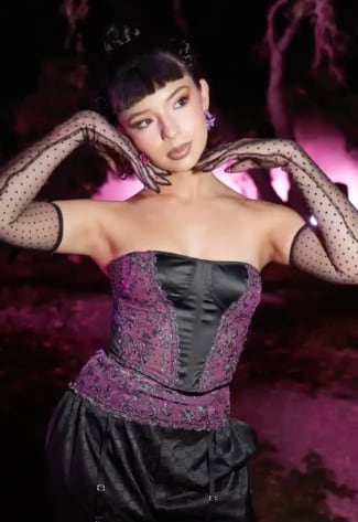 Ángela Aguilar luce un look diferente para el Savage x Fenty by Rihanna