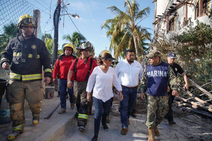 Mara Lezama supervisa Holbox tras incendio