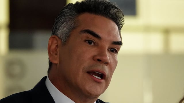 Alito Moreno dijo que el PRI sí apoya a los migrantes pero no a compañeros de Sheinbaum por señalamientos de vínculos con el crimen