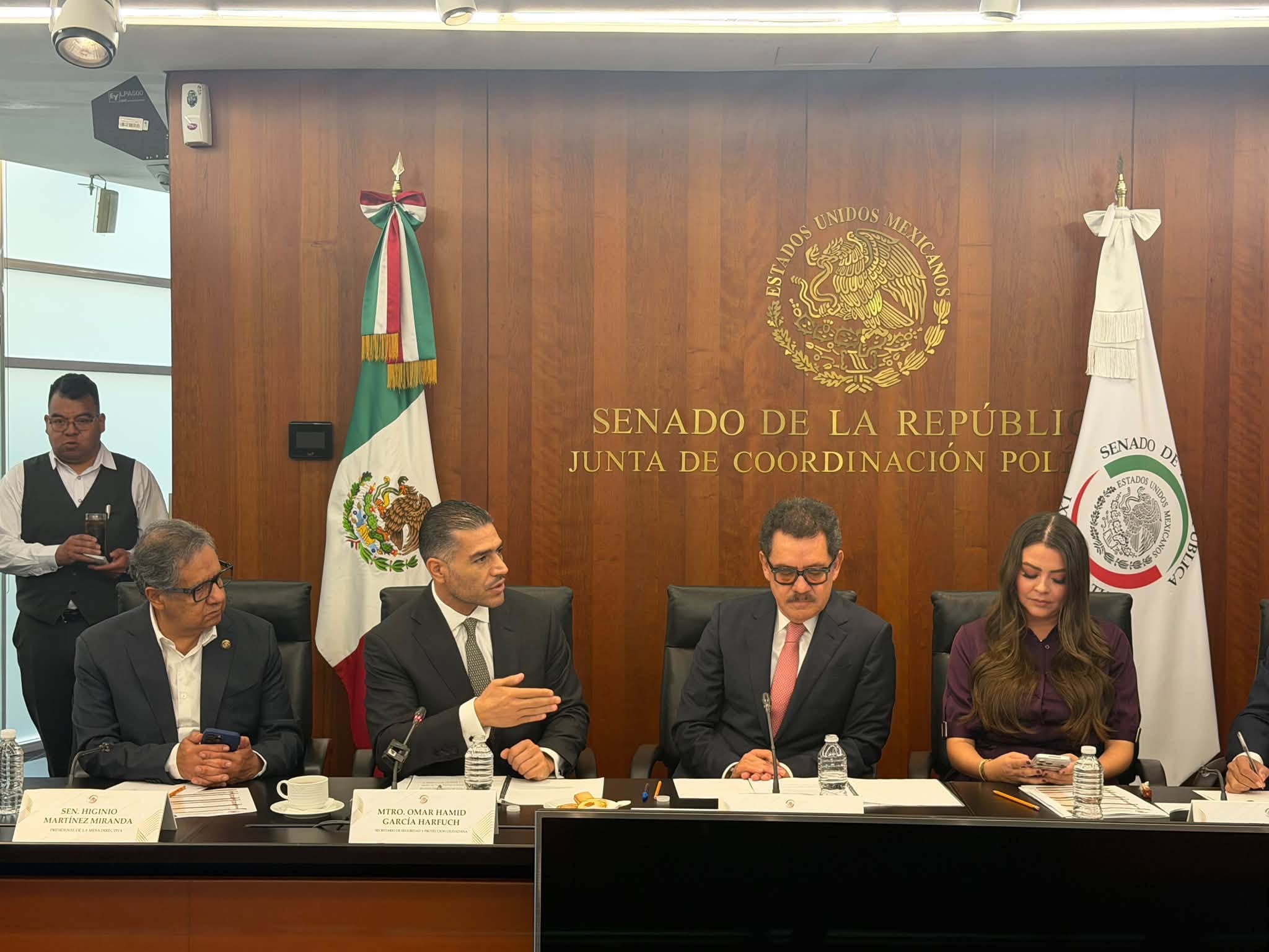 Omar García Harfuch comparece en el Senado