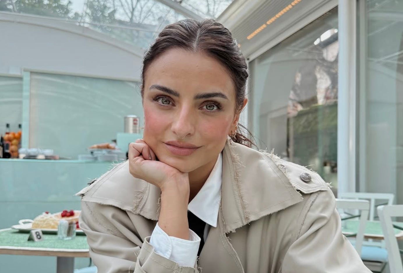 Aislinn Derbez