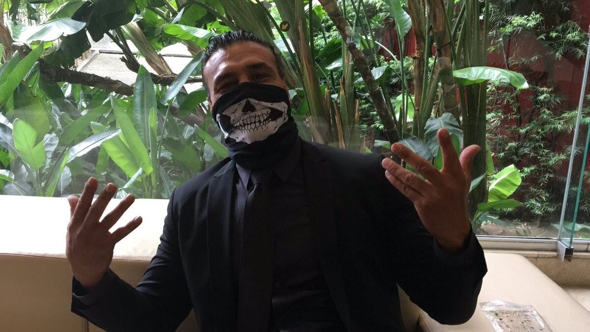 Alberto del Río quiere salir victorioso de su combate.