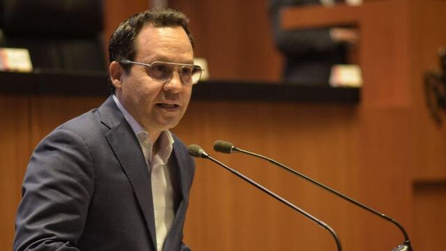 Senador Clemente Castañeda Hoeflich.