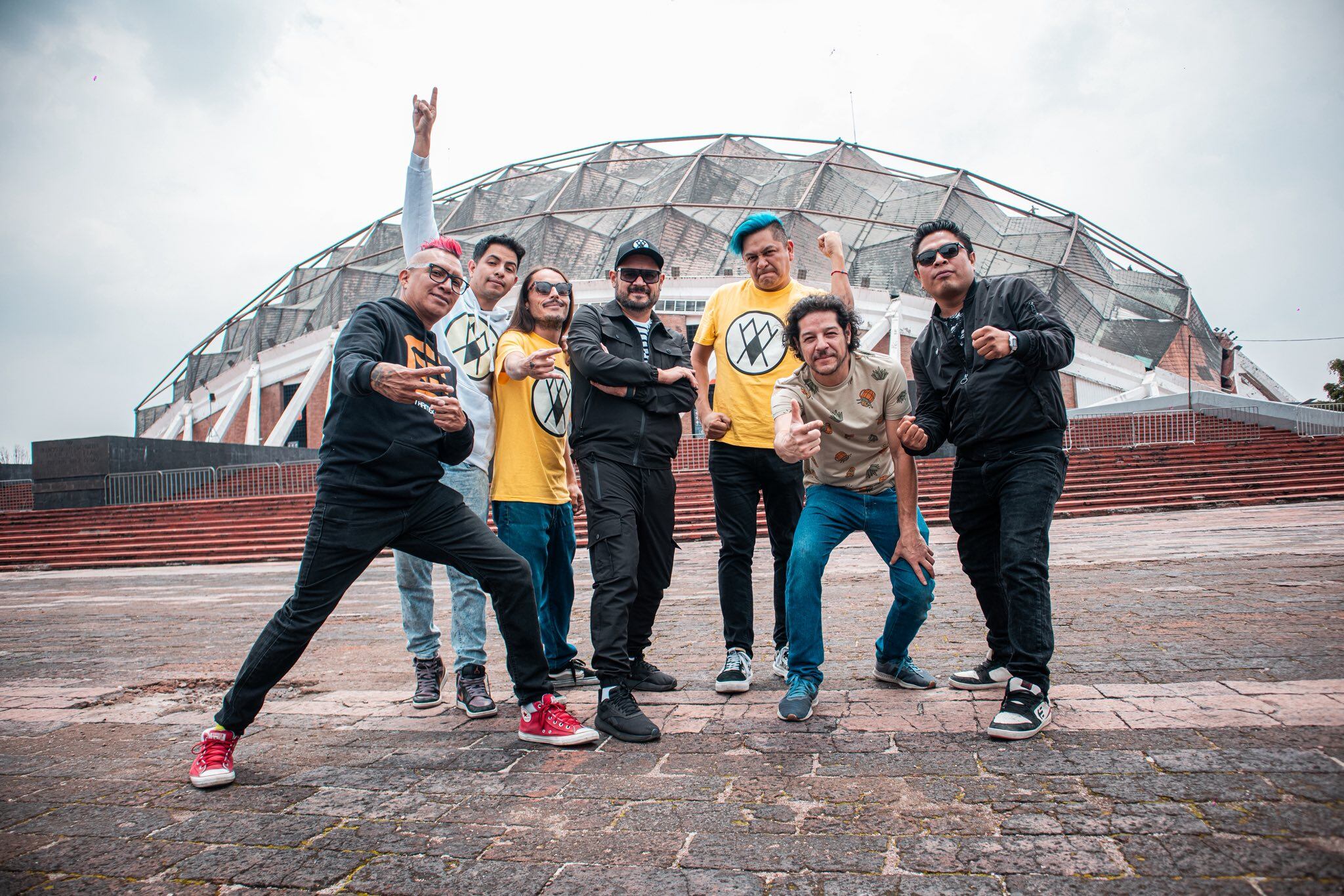 Los Estrambóticos